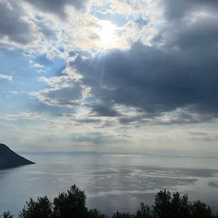 Amerini's Stone Argilia