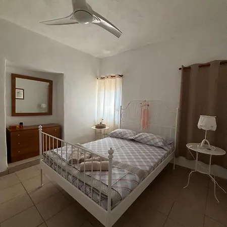 Amerini's Stone Argilia