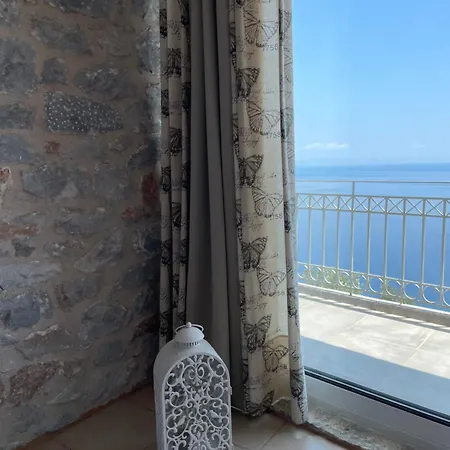 Amerini's Stone Tatil Evi Argilia