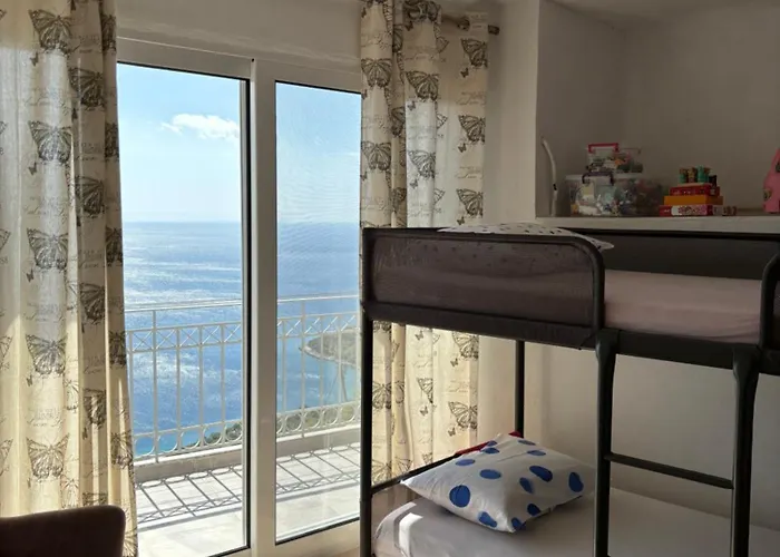 別荘 Amerini's Stone