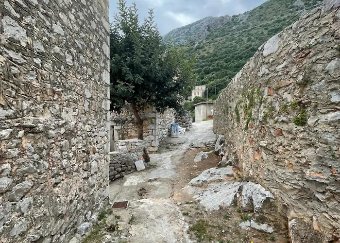 Amerini's Stone Hébergement de vacances *